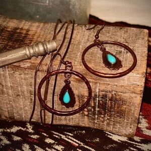⚙️3For$30⚙️ NEW copper toned turquoise double dangle earrings